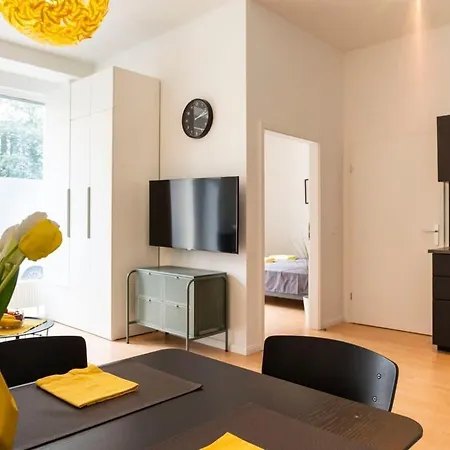 Apartament Family At Mauerpark Selfcheckin Street Parking Berlin