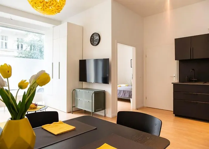 Apartamento Family At Mauerpark Selfcheckin Street Parking Berlín